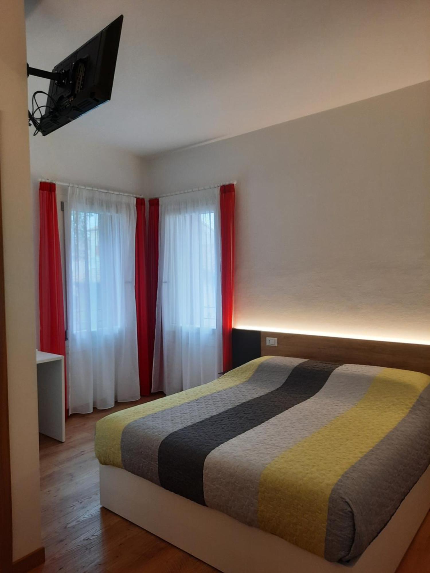 Villasveva Sernaglia della Battaglia Luaran gambar